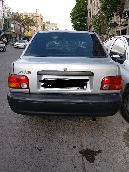 تصویر پراید صبا صندوقدار بنزینی 1