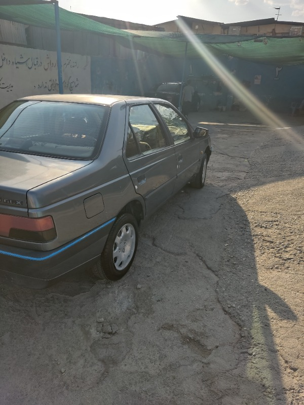 تصویر پژو 405 GLX بنزینی 1