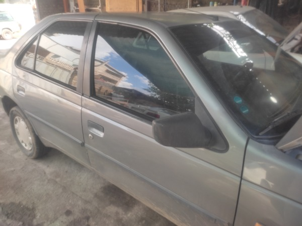 تصویر پژو 405 GLX بنزینی 4