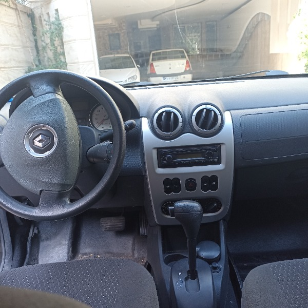 تصویر رنو ساندرو اتوماتیک 3