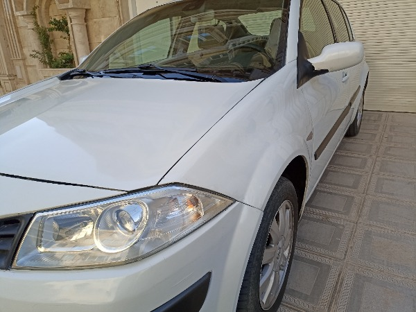 تصویر رنو مگان اتوماتیک 2.0 لیتر 1