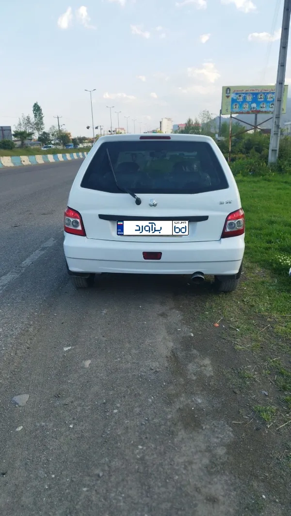تصویر پراید 111 هاچ بک SE 2