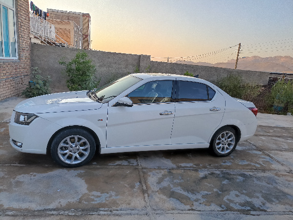 تصویر دنا پلاس اتوماتیک توربو آپشنال 1