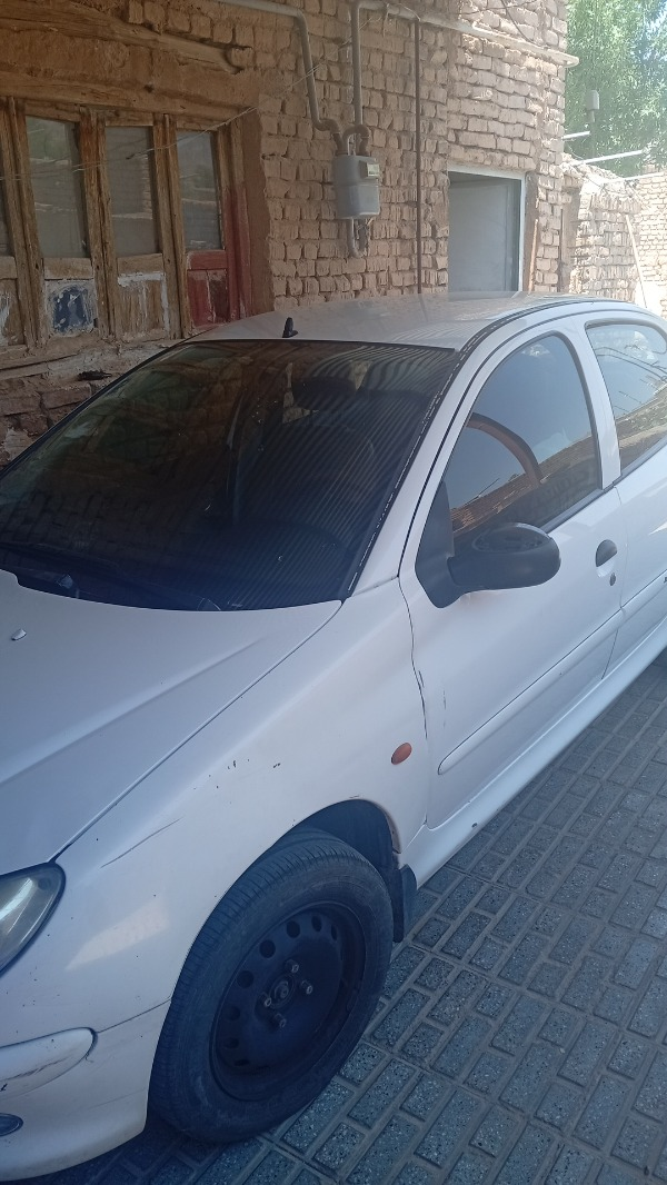 تصویر پژو 206 SD V8 1