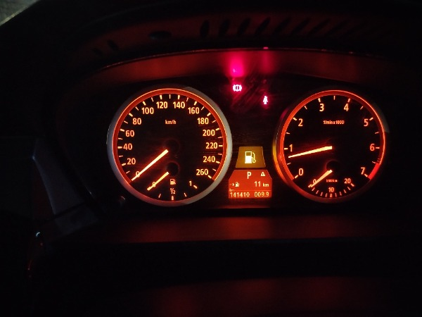 تصویر بی ام و سری 5 سدان 530i فول 1