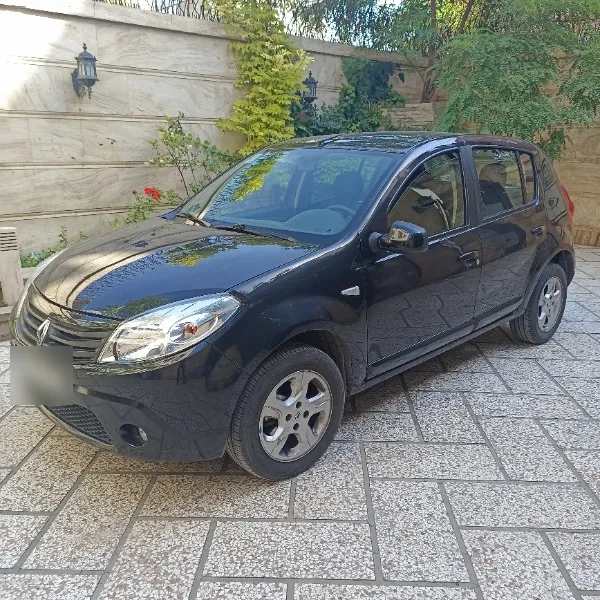تصویر رنو ساندرو اتوماتیک 1