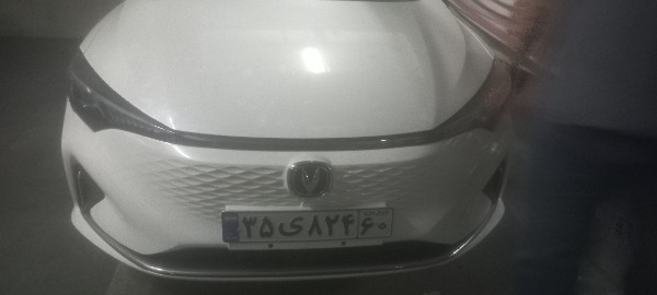 تصویر چانگان ایدو EV460 برقی 1