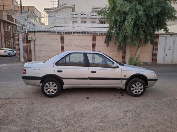 تصویر پژو 405 GLX بنزینی 1