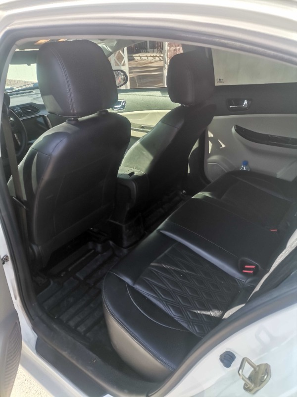 تصویر شاهین اتوماتیک CVT تیپ G 3