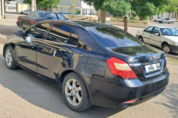 تصویر جیلی امگرند X7 اتوماتیک 2