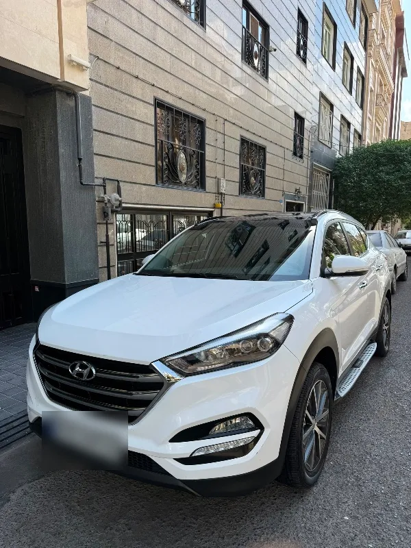 تصویر هیوندای توسان ix35 دو دیفرانسیل 2