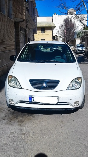 تصویر تیبا صندوقدار SX بنزینی 1