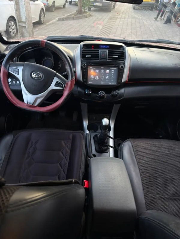 تصویر لیفان X60 دنده ای 6