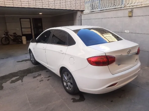 تصویر جک J4 اتوماتیک آپشنال 2
