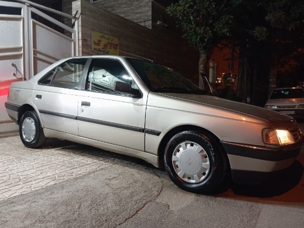 تصویر پژو 405 GLX بنزینی 1