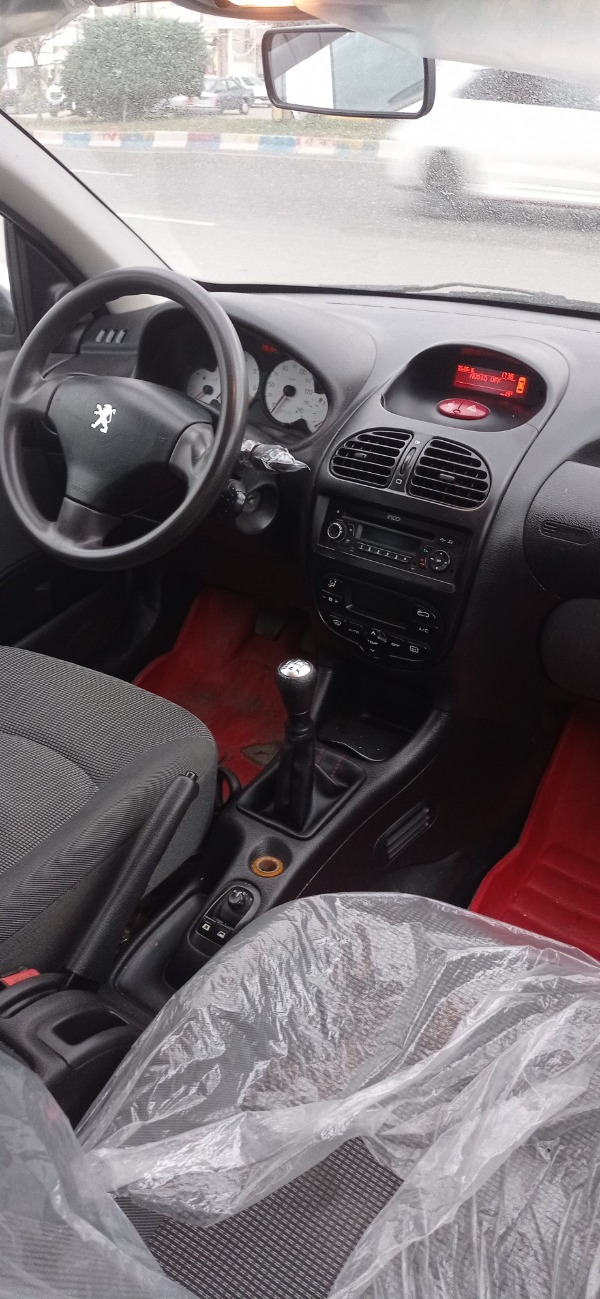 تصویر پژو 206 SD V8 3