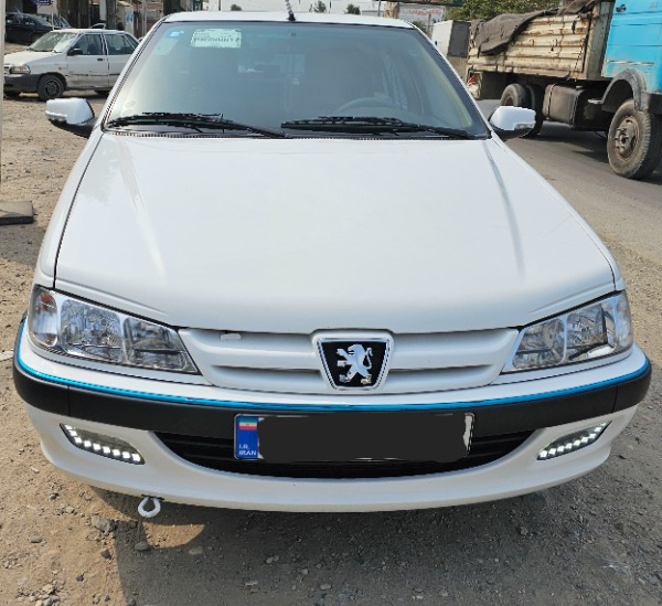 تصویر پژو پارس XU7P 4