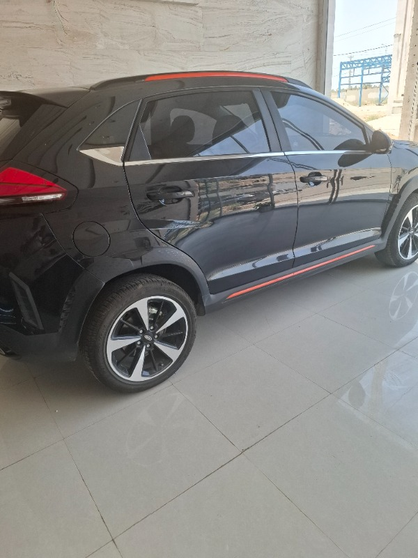 تصویر ام وی ام X33 کراس دنده ای 1