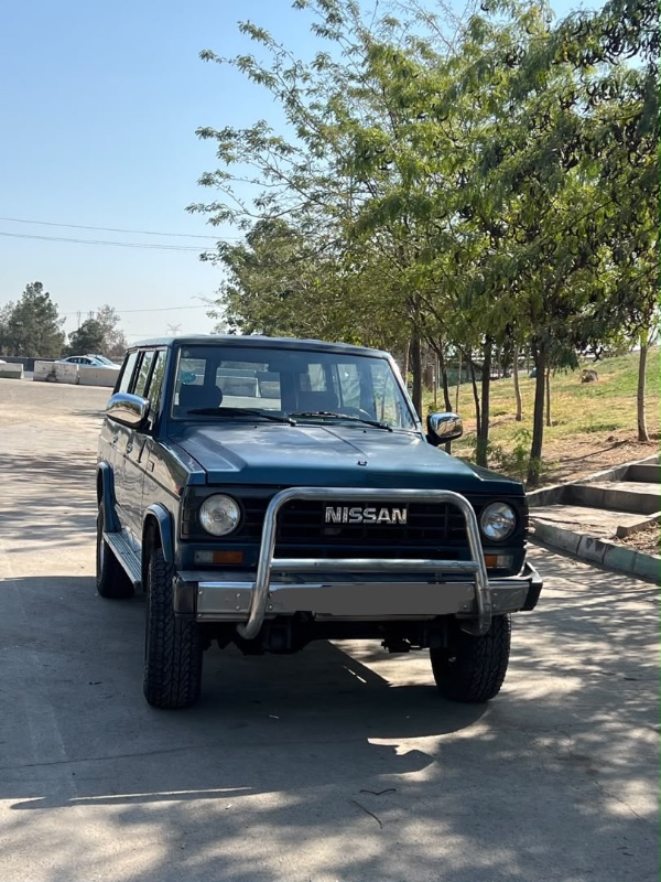 تصویر نیسان پاترول چهار درب 6 سیلندر 3