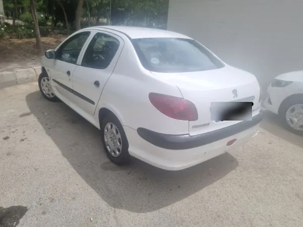 تصویر پژو 206 SD V8 2