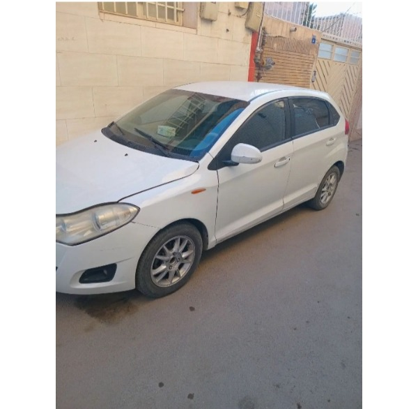 تصویر ام وی ام 315 هاچ بک 4