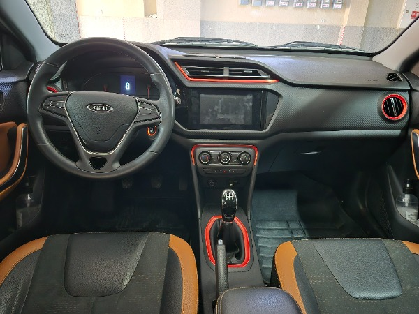 تصویر ام وی ام X22 دنده ای اسپرت لاکچری 1