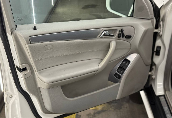 تصویر بنز کلاس C C240 اتوماتیک 4