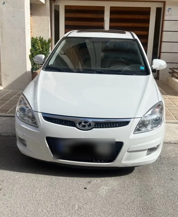 تصویر هیوندای i30 هاچ بک 2