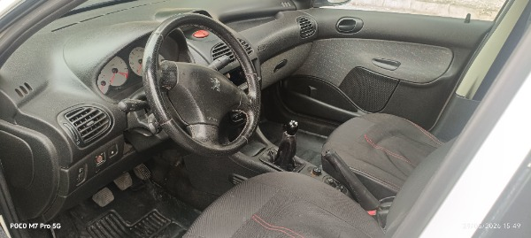 تصویر پژو 206 SD V8 1