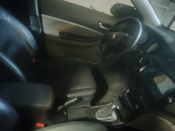 تصویر شاهین اتوماتیک CVT تیپ G 4