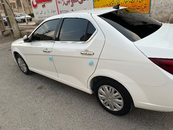 تصویر دنا پلاس  5 دنده ساده EF7 2