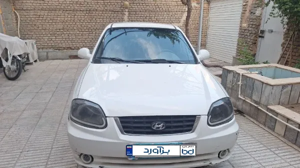 تصویر هیوندای ورنا 1.5 لیتر دنده ای 3