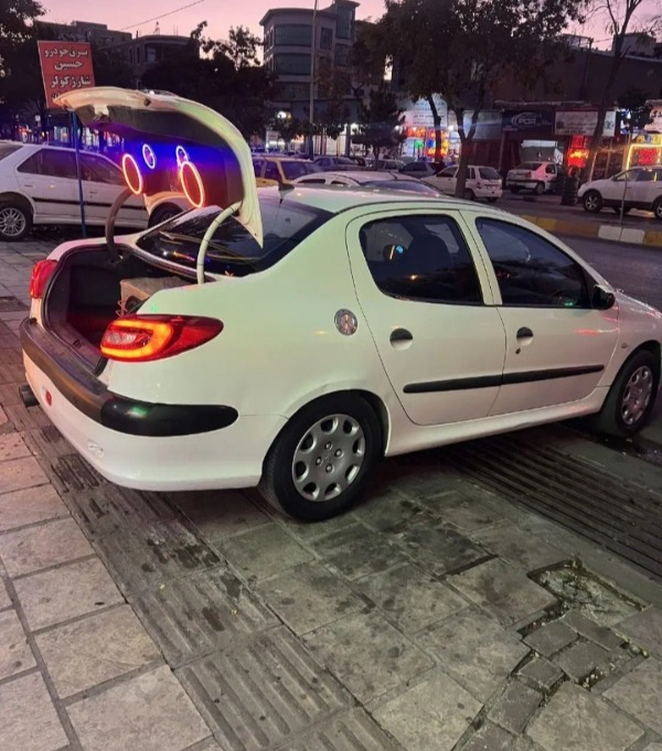 تصویر پژو 206 SD V8 4