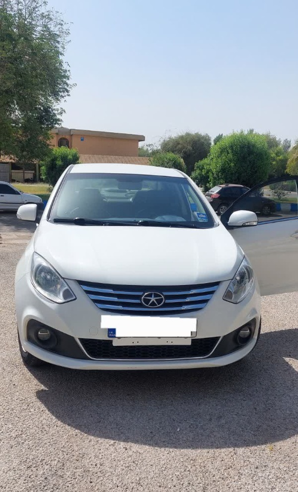 تصویر جک J4 اتوماتیک آپشنال 1