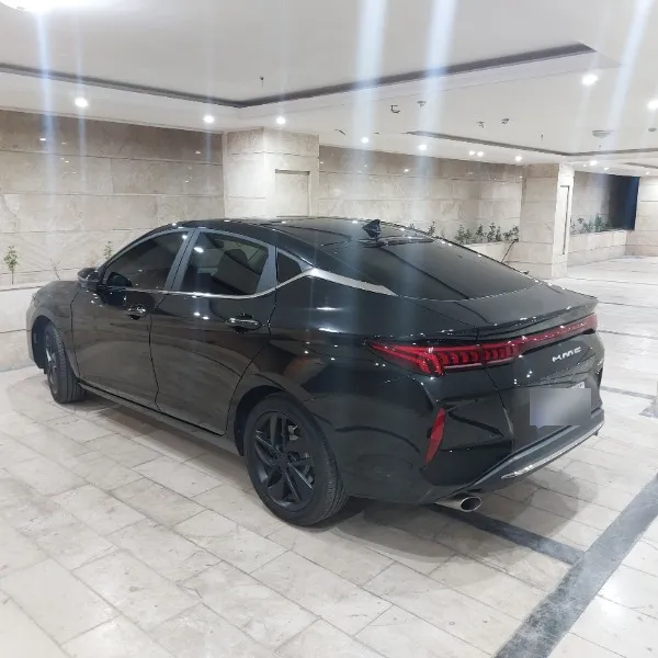 تصویر کی ام سی J7 5