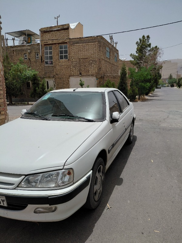 تصویر پژو پارس XU7P 3