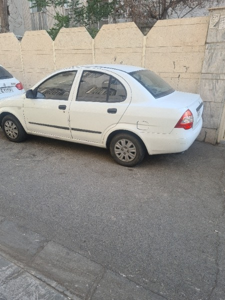 تصویر تیبا صندوقدار SX بنزینی 1