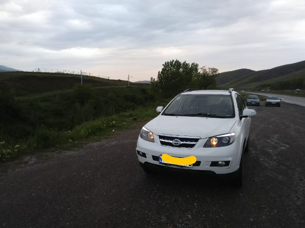 تصویر بی وای دی S6 اتوماتیک 1