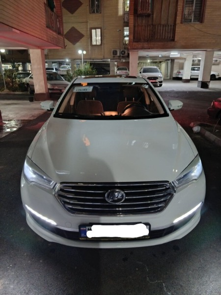 تصویر لیفان 820 اتوماتیک 1
