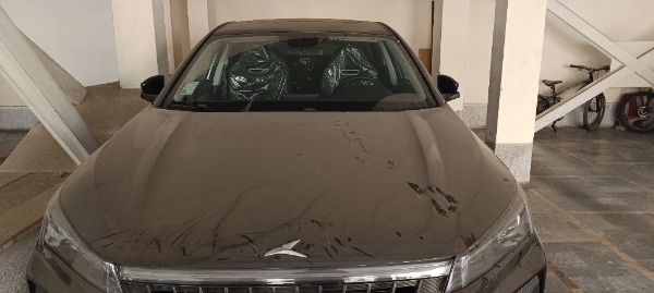 تصویر کی ام سی J7 4