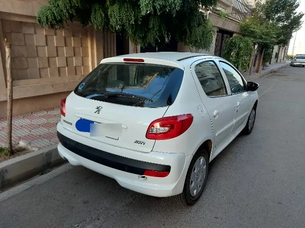 تصویر پژو 207 TU5 2