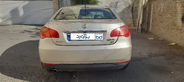 تصویر ام جی 550 اتوماتیک 2
