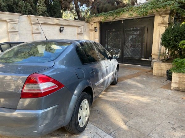 تصویر رنو مگان دنده ای 1.6 لیتر 2