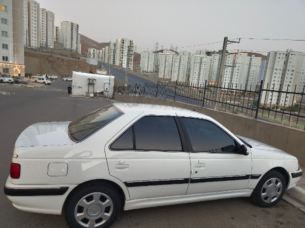 تصویر پژو پارس XU7P 1