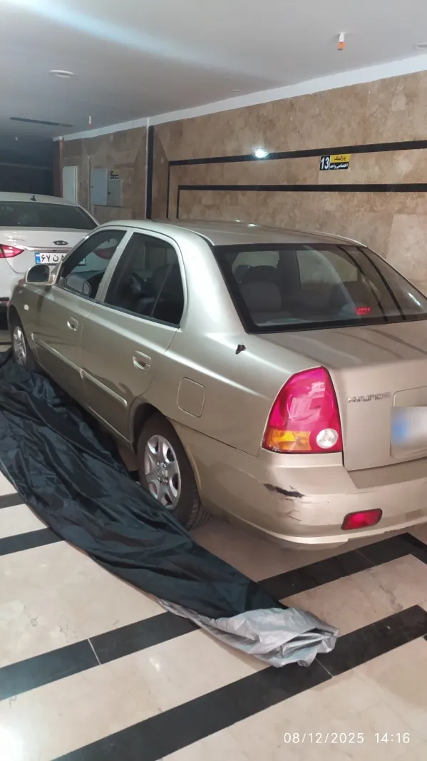 تصویر هیوندای ورنا 1.5 لیتر دنده ای 5