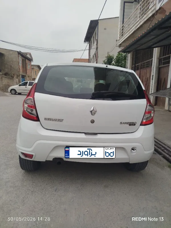 تصویر رنو ساندرو اتوماتیک 3