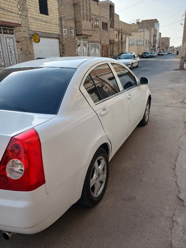 تصویر ام وی ام 530 دنده ای 4