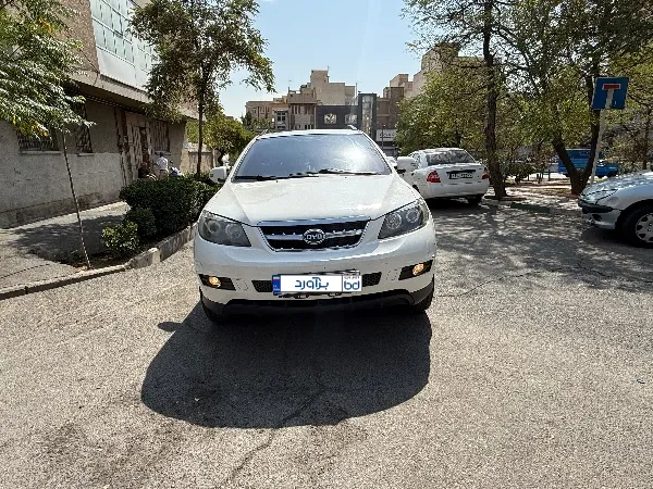 تصویر بی وای دی S6 اتوماتیک 1