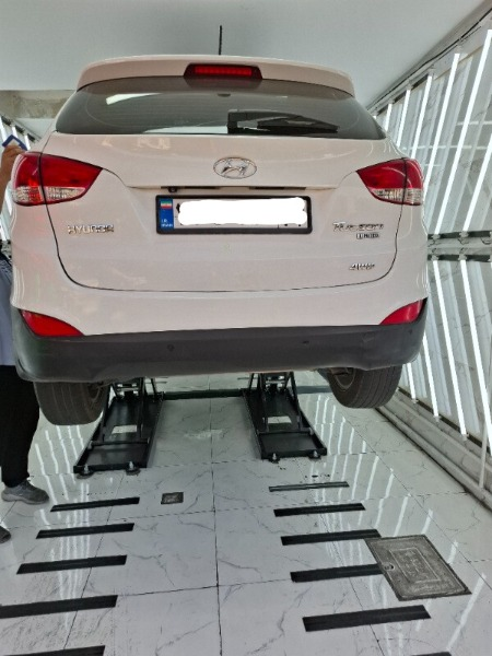 تصویر هیوندای توسان ix35 2.4 لیتر فول 1