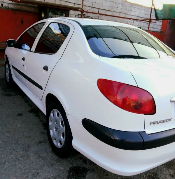 تصویر پژو 206 SD V8 1